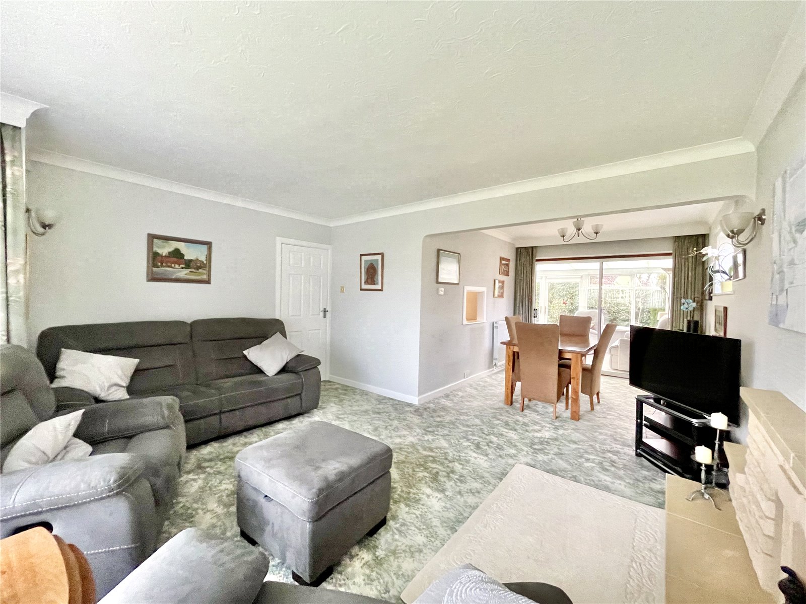 Colemere Gardens, Highcliffe On Sea, Christchurch, Dorset, BH23 5AS