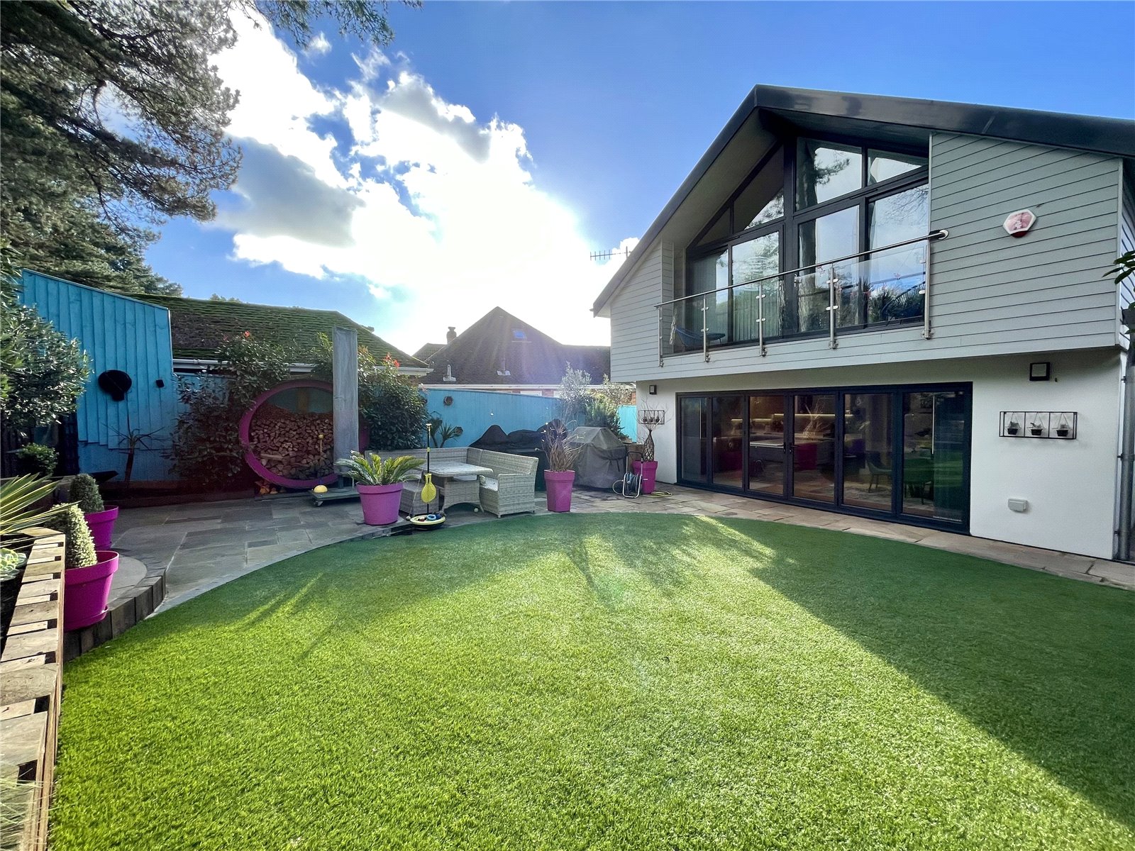 East Cliff Way, Friars Cliff, Christchurch, Dorset, BH23 4EY