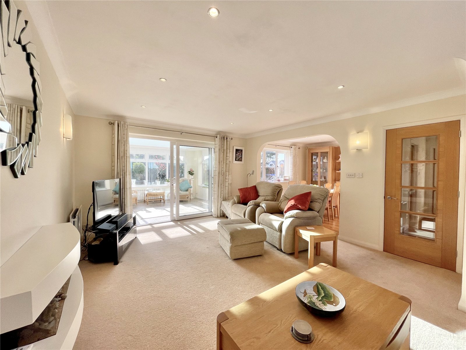 Glengarry Way, Friars Cliff, Christchurch, Dorset, BH23 4EH Mitchells