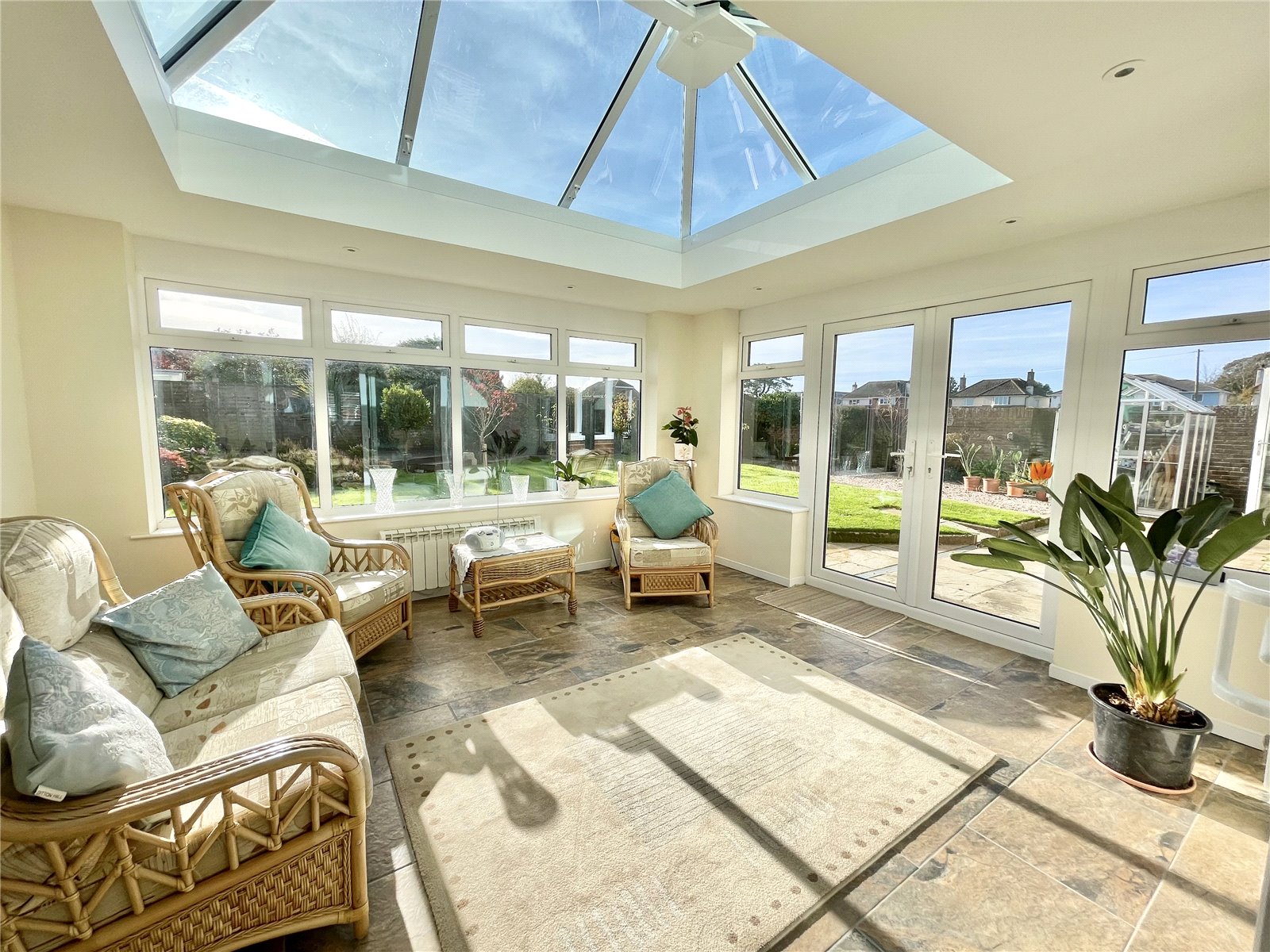 Glengarry Way, Friars Cliff, Christchurch, Dorset, BH23 4EH Mitchells