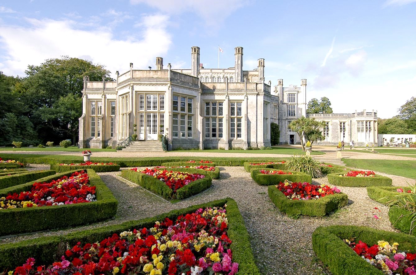 Rothesay Drive, Highcliffe On Sea, Christchurch, Dorset, BH23 4LB