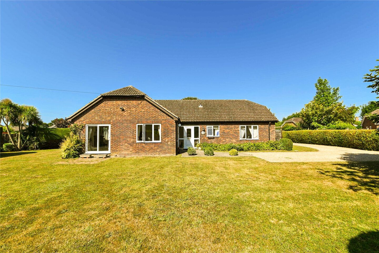Milford Road, Barton On Sea, New Milton, Hampshire, BH25 5PW