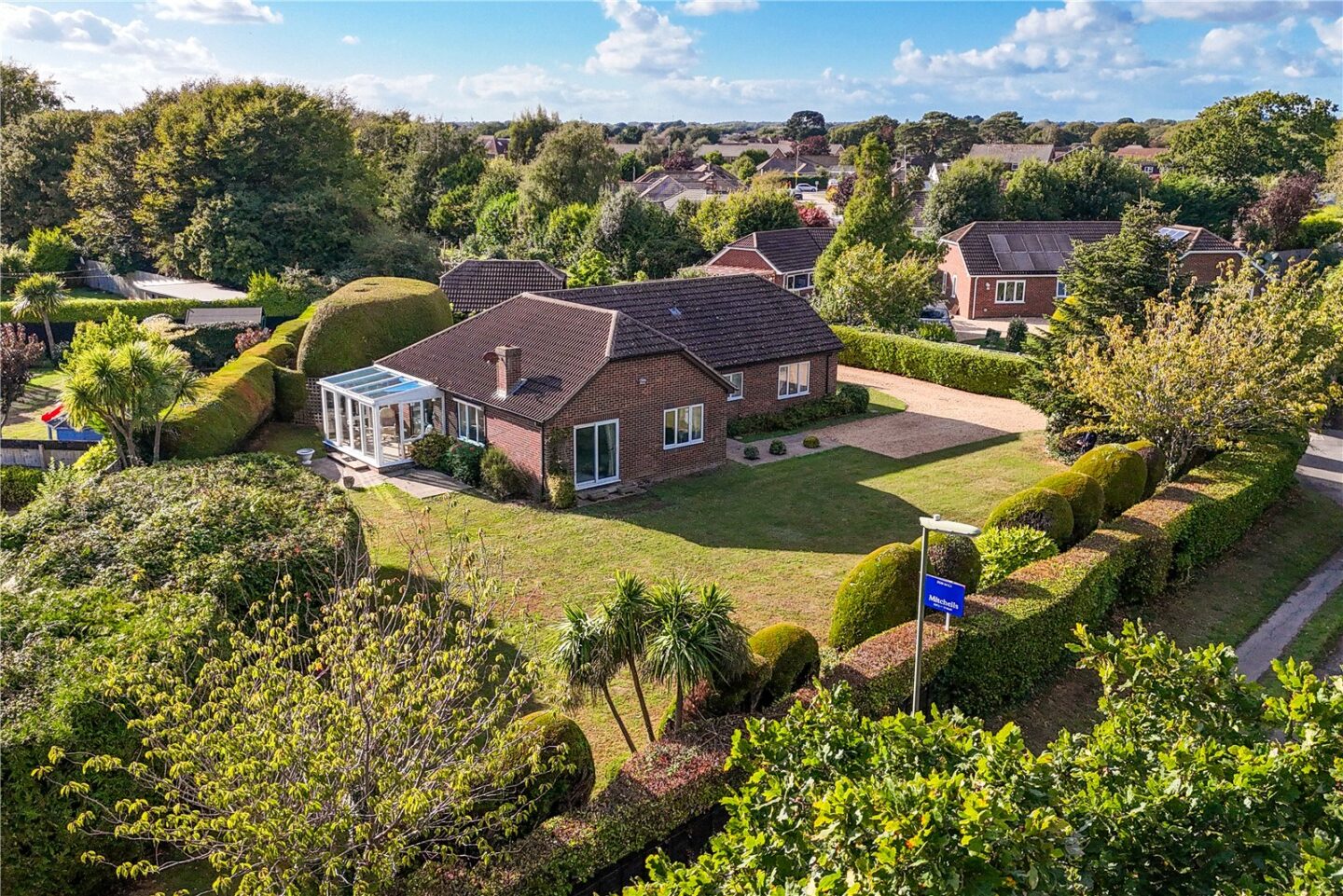 Milford Road, Barton On Sea, New Milton, Hampshire, BH25 5PW