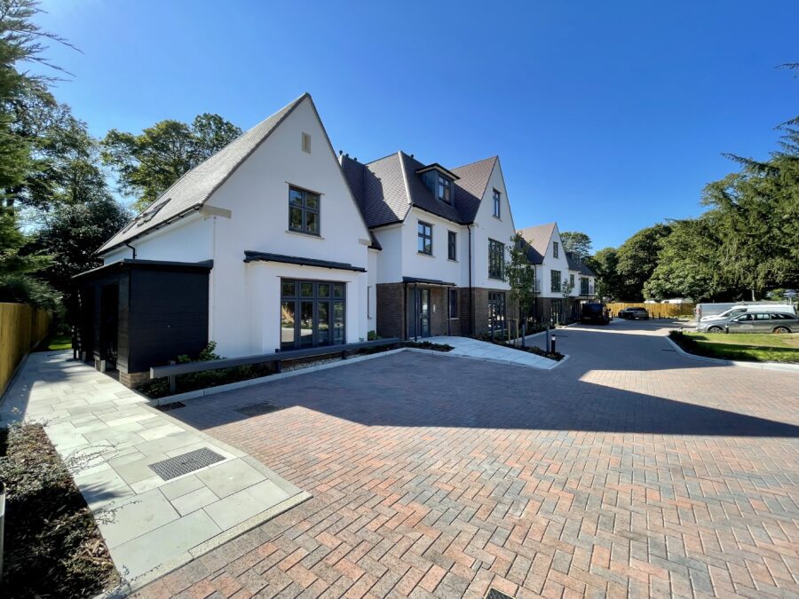 Lymington Road, Highcliffe on Sea,Christchurch, Dorset, BH23 4JS