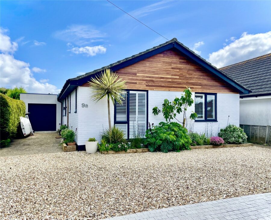 Lingwood Avenue, Mudeford, Christchurch, Dorset, BH23 3JS