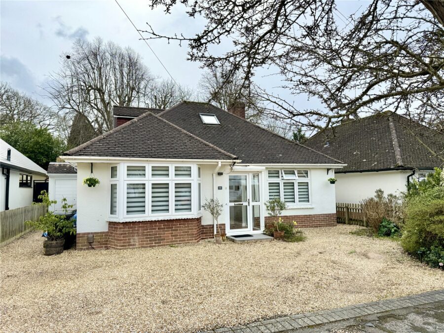 Shelley Close, Highcliiffe On Sea, Christchurch, Dorset, BH23 4HW