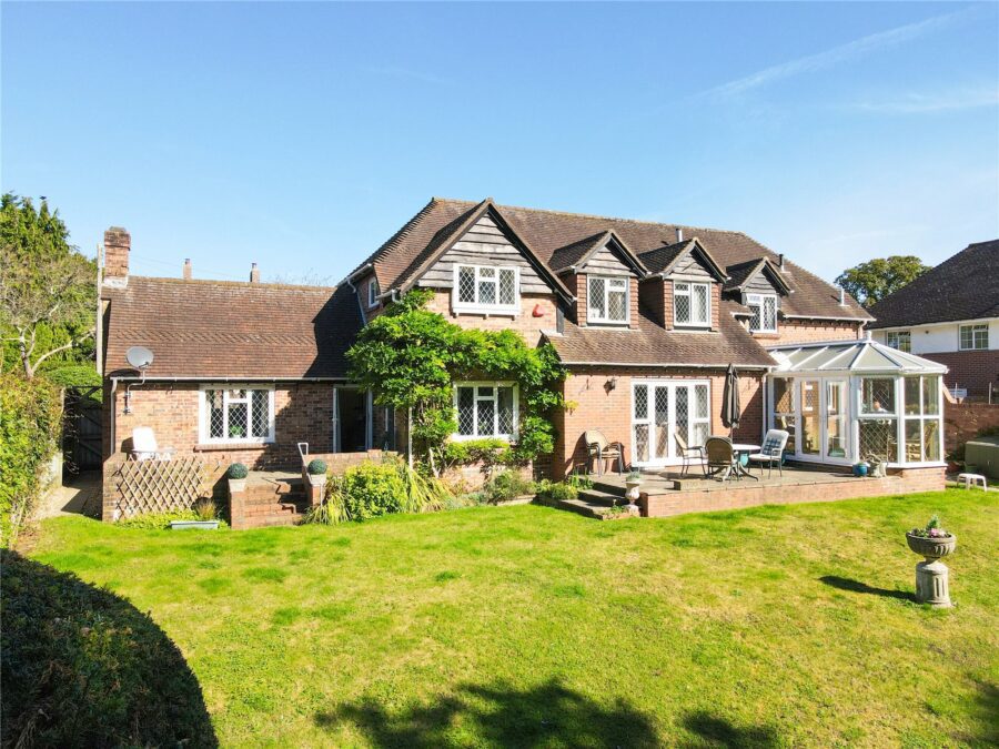 Barrs Wood Road, New Milton, Hampshire, BH25 5HS