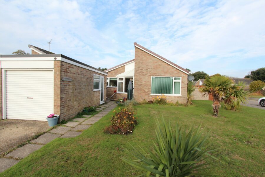 Treeside, Highcliffe On Sea, Christchurc, Dorset, BH23 4PF