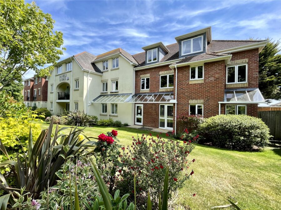 Montagu Road, Highcliffe On Sea, Christchurch, Dorset, BH23 5JT