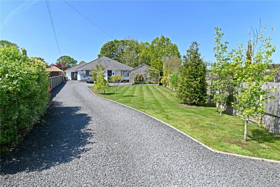 Barrs Wood Road, New Milton, Hampshire, BH25 5HS