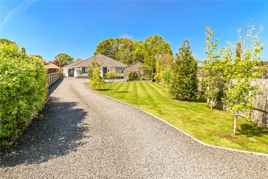 Barrs Wood Road, New Milton, Hampshire, BH25 5HS