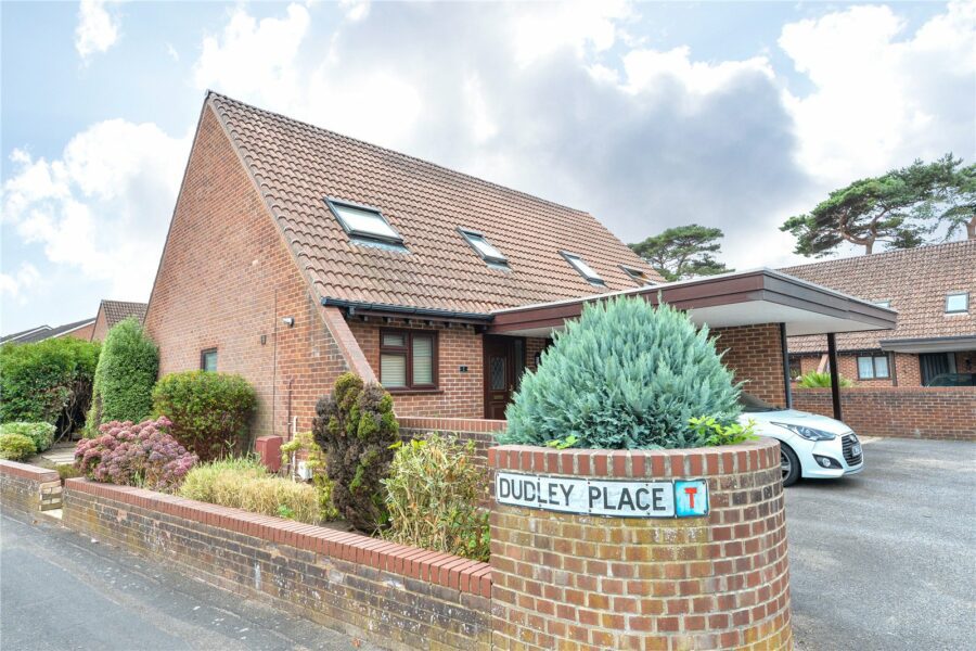 Dudley Place, New Milton, Hampshire, BH25 6JL