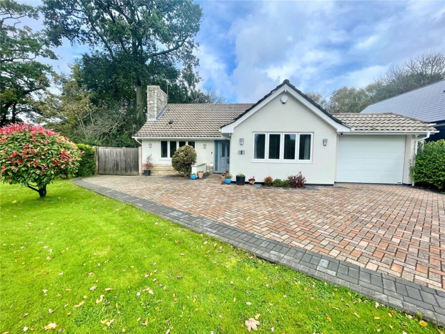 Braemar Drive, Highcliffe On Sea, Christchurch, Dorset, BH23 5NR