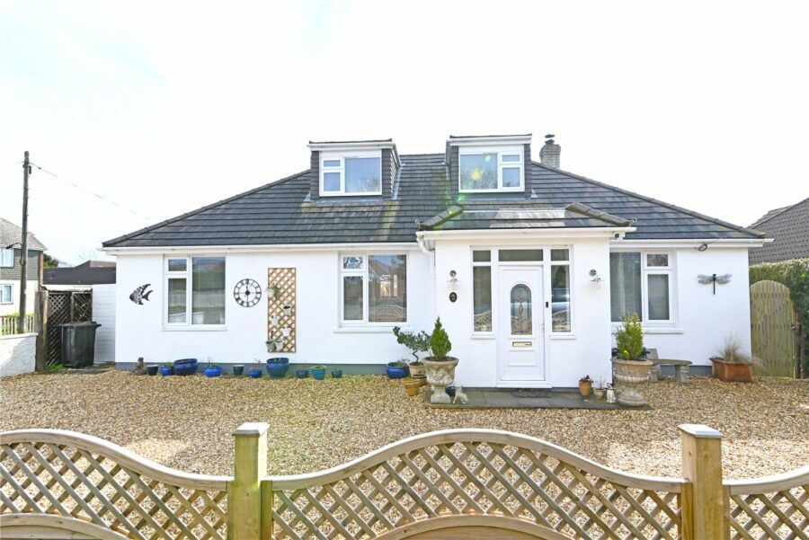 Heath Road, Hordle, Lymington, Hampshire, SO41 0GG