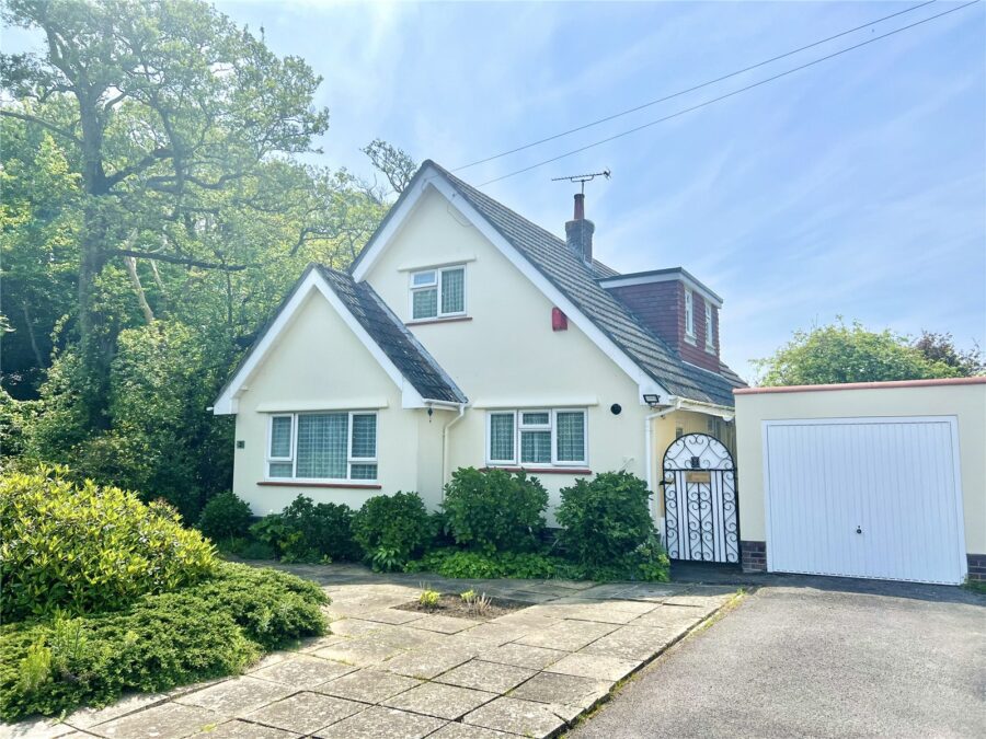 Bure Haven Drive, Mudeford, Christchurch, BH23 4BS
