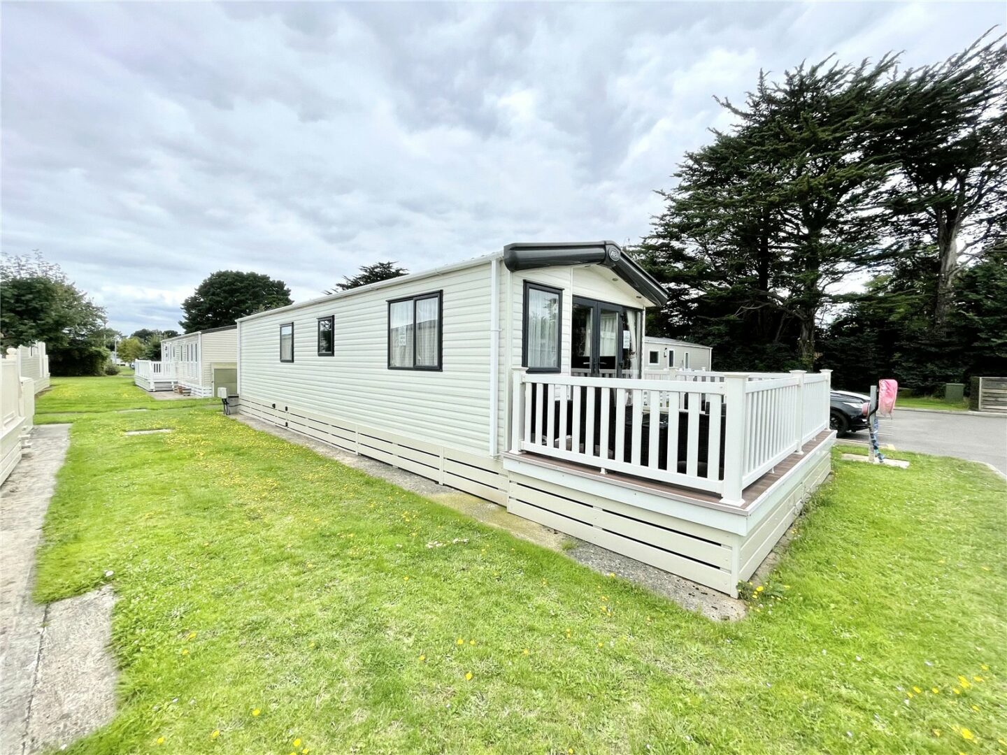 Hoburne Lane, Highcliffe On Sea, Christchurch, Dorset, BH23 4HU