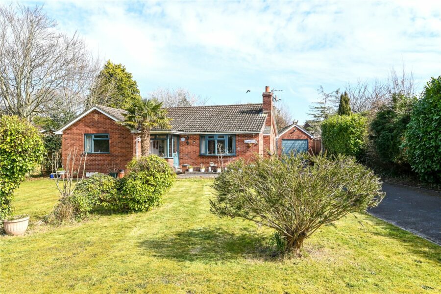 Hare Lane, Hordle, Lymington, Hampshire, SO41 0GE