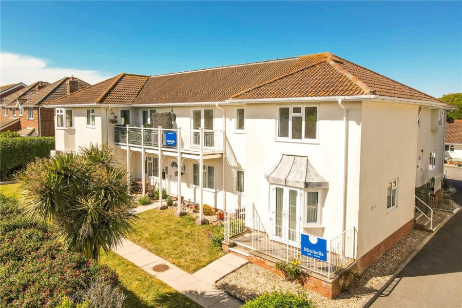 Grove Road, Barton on Sea, New Milton, Hampshire, BH25 7DJ