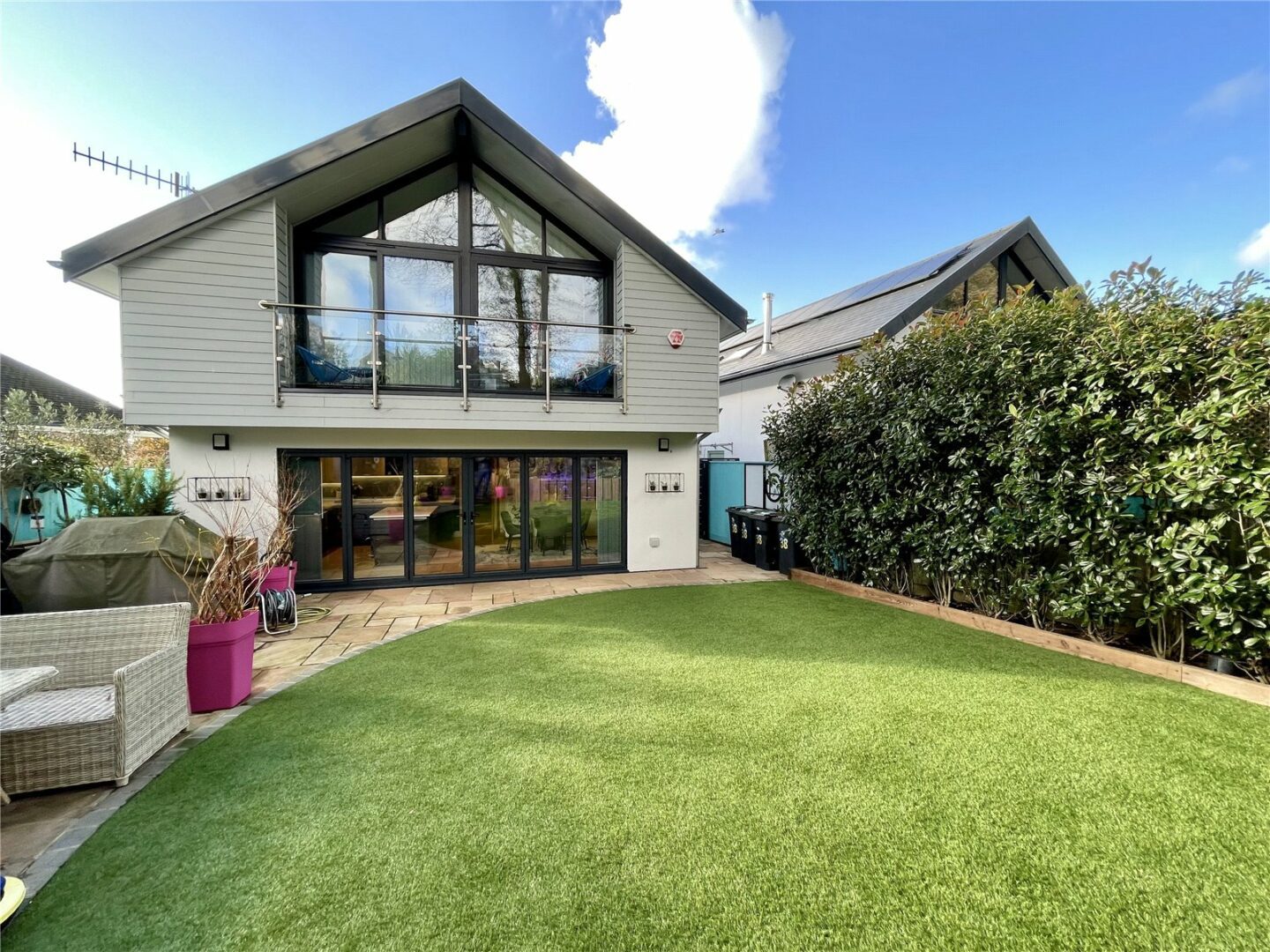 East Cliff Way, Friars Cliff, Christchurch, Dorset, BH23 4EY