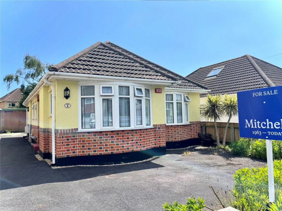 Beresford Gardens, Mudeford, Christchurch, BH23 3QW