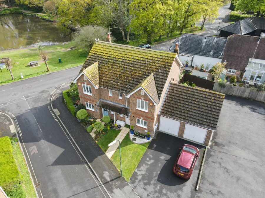 Ubsdell Close, New Milton, Hampshire, BH25 5NW