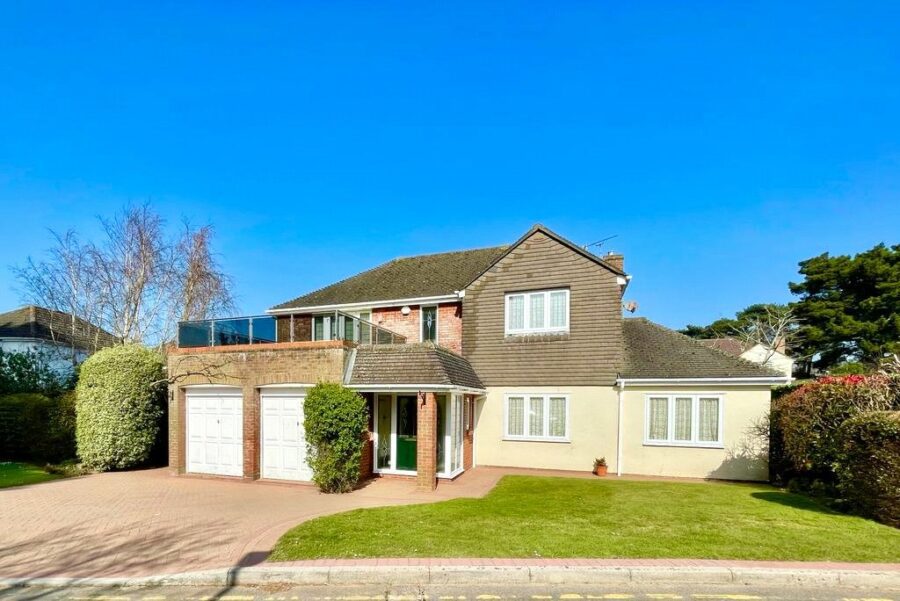 Freshwater Road, Friars Cliff, Christchurch, Dorset, BH23 4PD