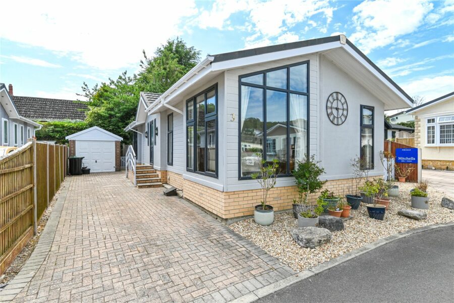 Woodlands Park, Stopples Lane, Hordle, Hampshire, SO41 0JB
