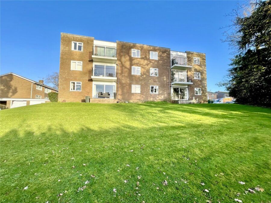 Hoburne Gardens, Highcliffe On Sea, Christchurch, Dorset, BH23 4SN