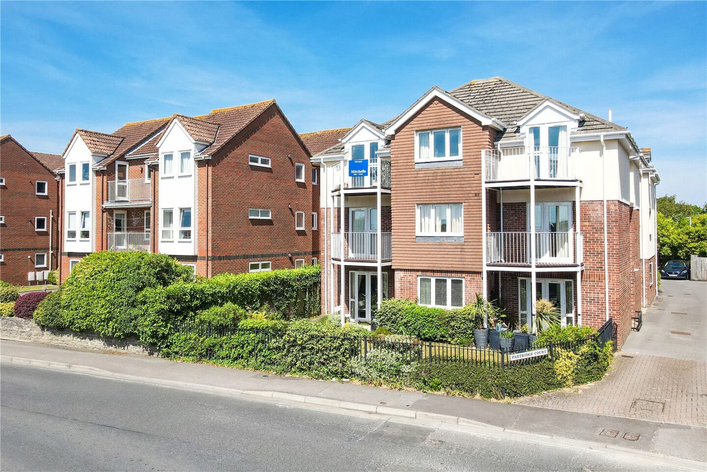 Whitefield Road, New Milton, Hampshire, BH25 6DF
