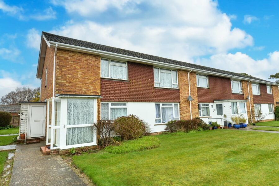 Aspen Place, New Milton, Hampshire, BH25 6NX