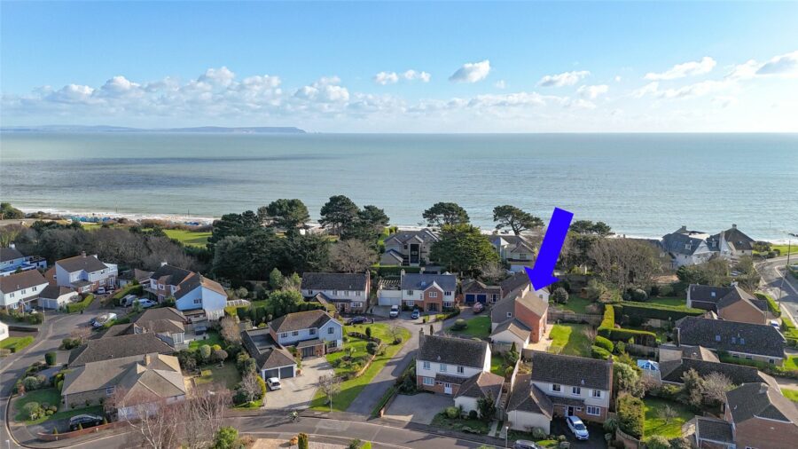 Glengarry Way, Friars Cliff, Christchurch, Dorset, BH23 4EQ