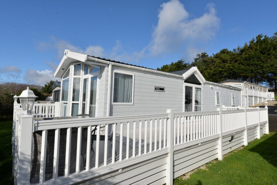 Seabreeze, Shorefield Country Park, Downton Lane, Lymington, SO41 0LH