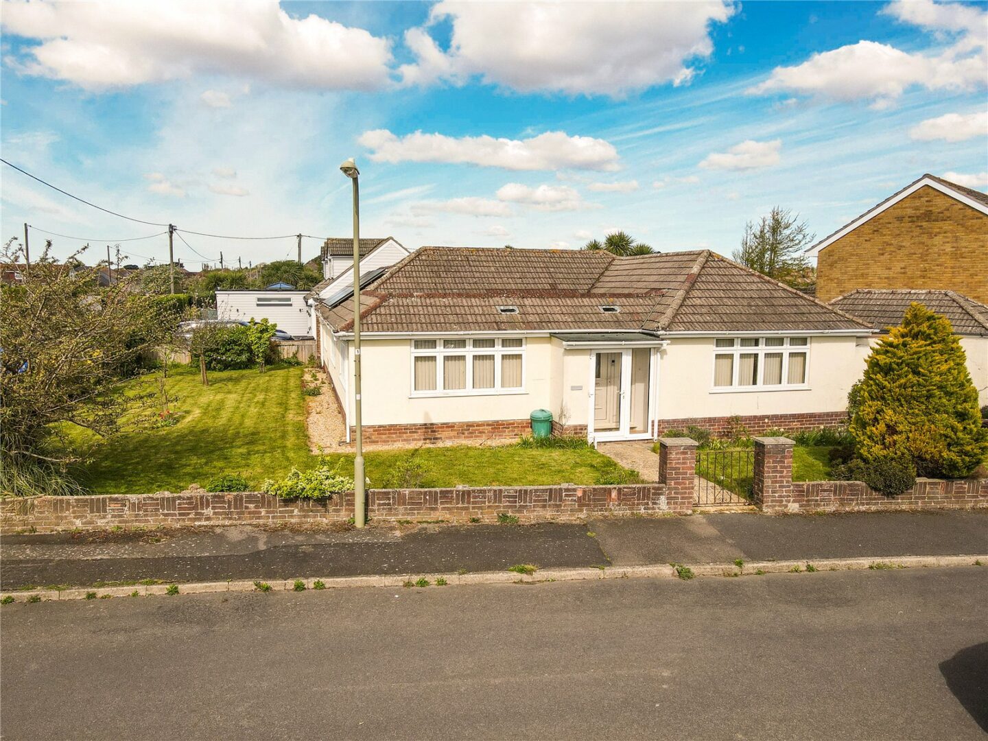 Wavendon Avenue, Barton on Sea, New Milton, Hampshire, BH25 7LR