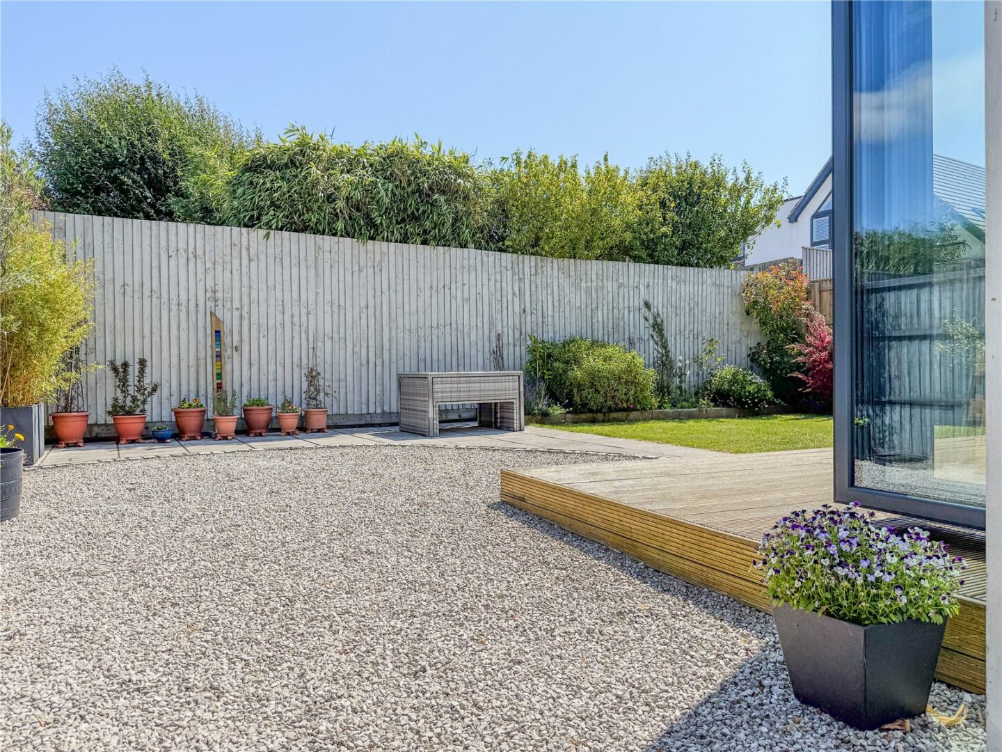 HCE240077_44.jpg