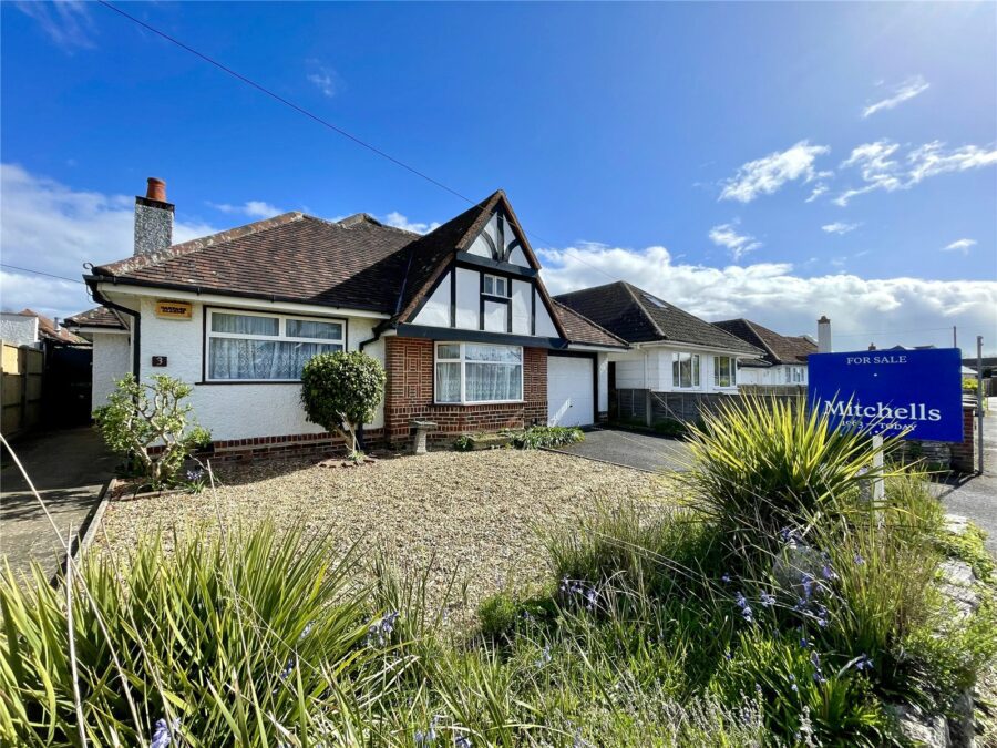 Seafield Road, Friars Cliff, Christchurch, Dorset, BH23 4ET