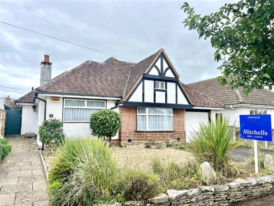 Seafield Road, Friars Cliff, Christchurch, Dorset, BH23 4ET