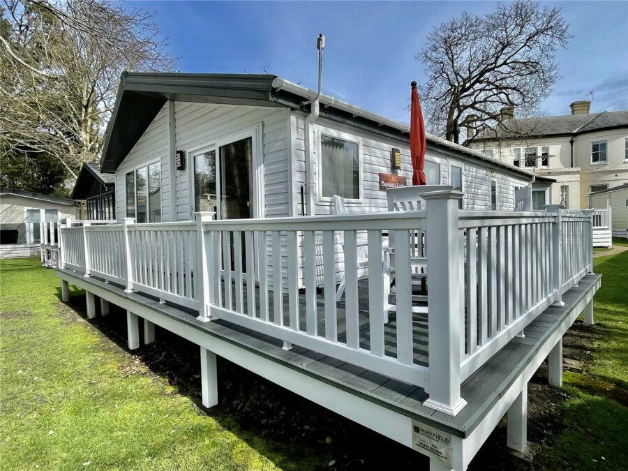 Sandhills Holiday Park, Avon Beach, Mudeford, Christchurch, BH23 4AL