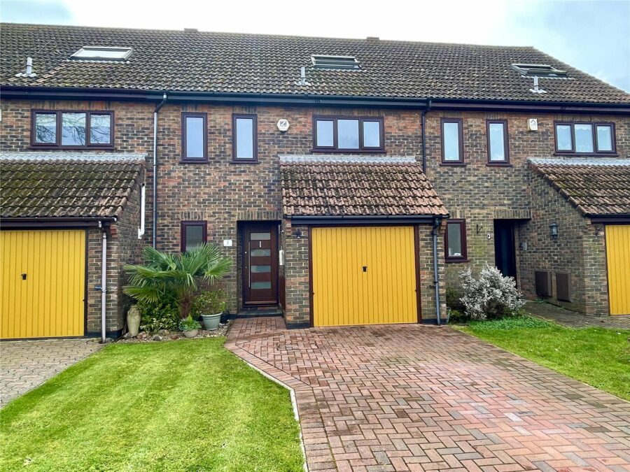 Gladstone Close, Mudeford, Christchurch, Dorset, BH23 3TL