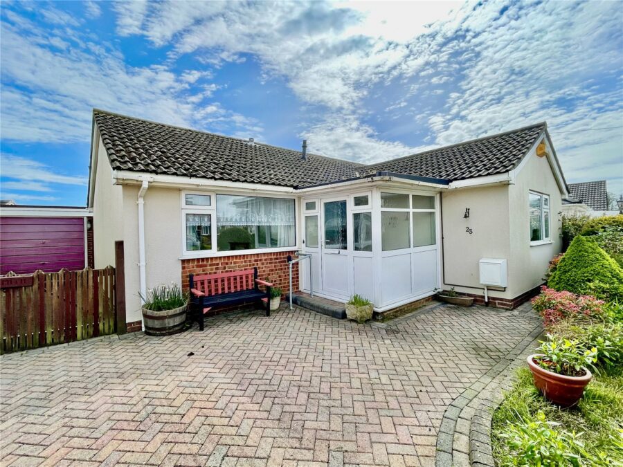 Sheldrake Road, Mudeford, Christchurch, Dorset, BH23 4BW