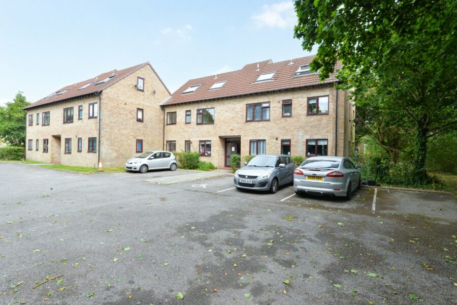 Eastlands, New Milton, Hampshire, BH25 5PJ