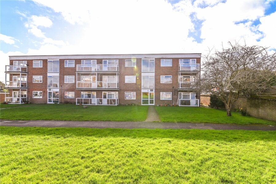 Stirling Court, Stirling Close, New Milton, Hampshire, BH25 6AT