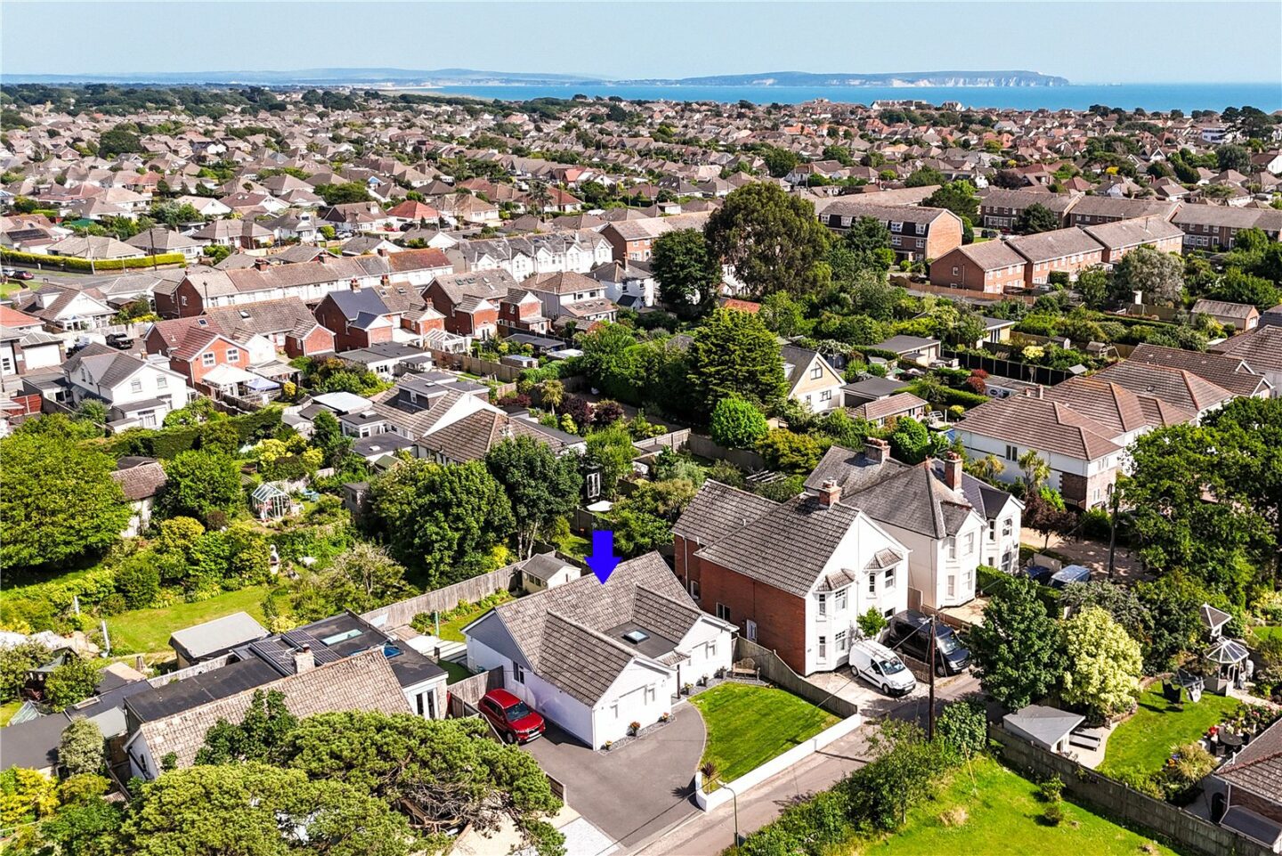 Barton Lane, Barton on Sea, New Milton, Hampshire, BH25 7PW