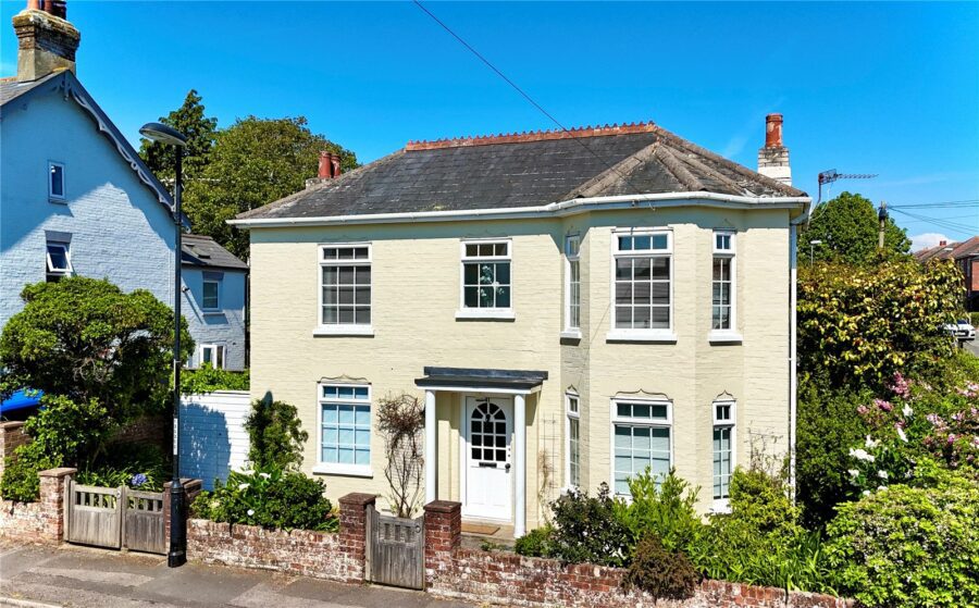 Stanpit, Mudeford, Dorset, BH23 3LT