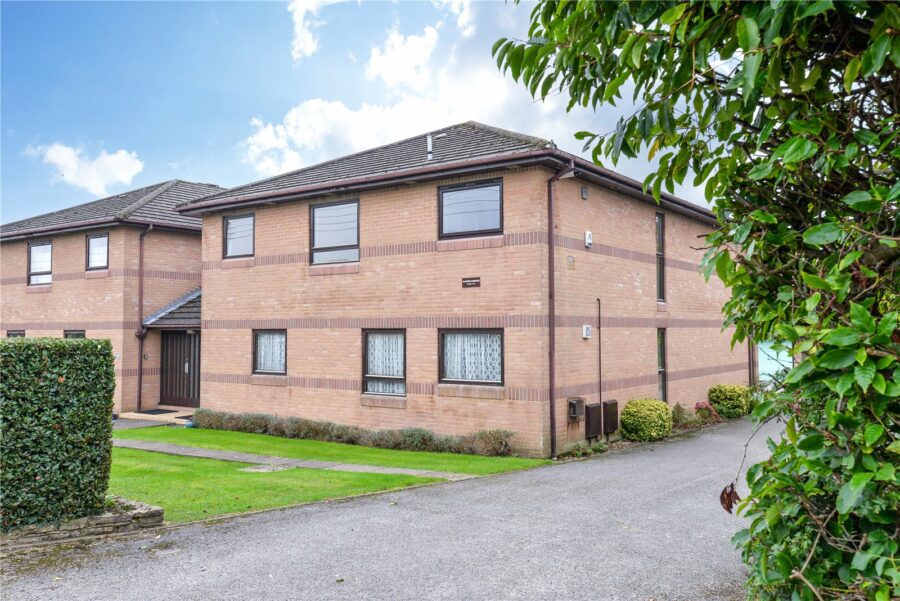 Alvandi Gardens, Herbert Road, New Milton, Hampshire, BH25 6BX