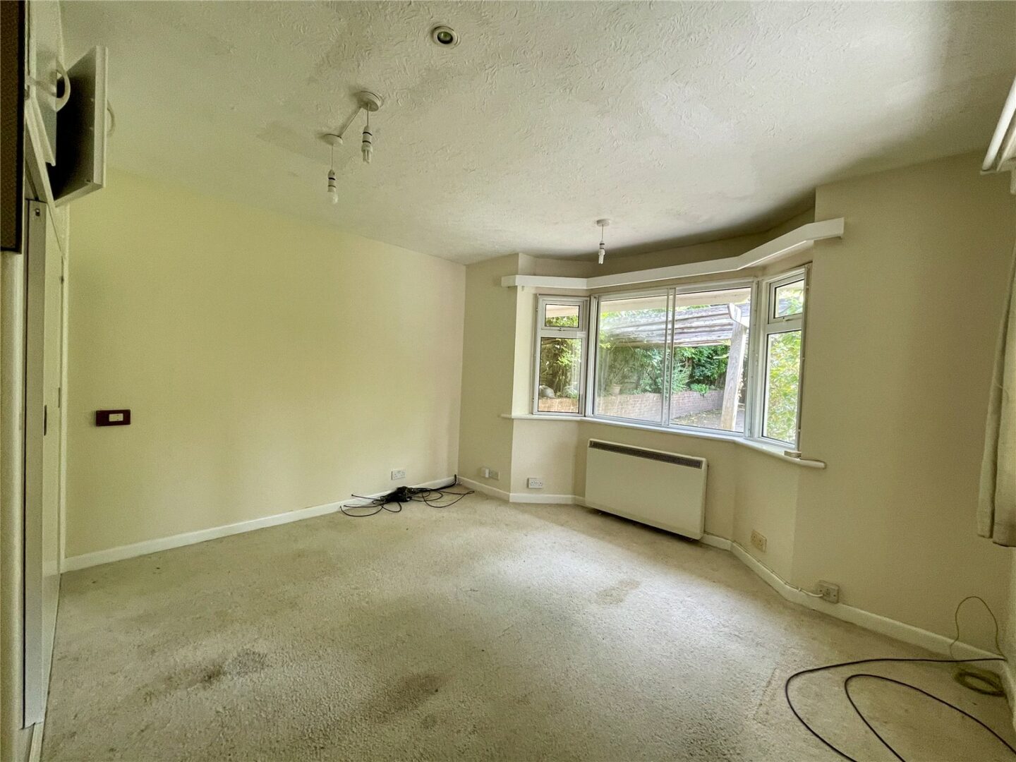 Hinton Wood Avenue, Highcliffe On Sea, Christchurch, Dorset, BH23 5AH Mitchells Estate Agents