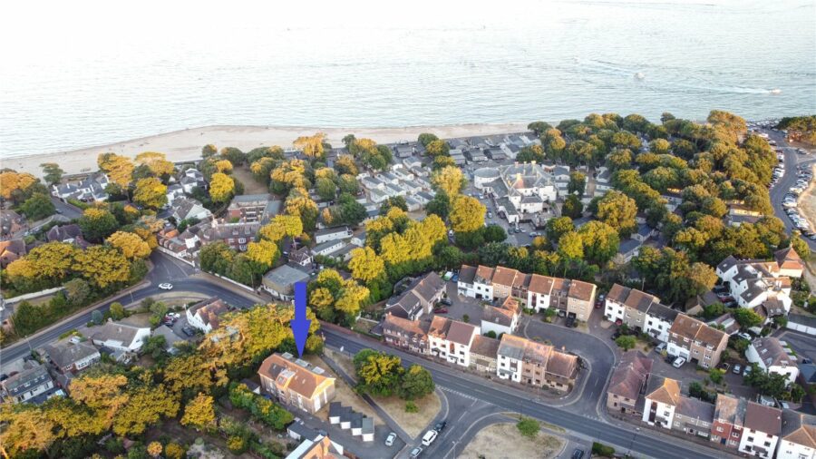 Falcon Drive, Mudeford, Christchurch, Dorset, BH23 4AZ