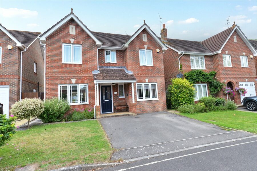 Ubsdell Close, New Milton, Hampshire, BH25 5NW