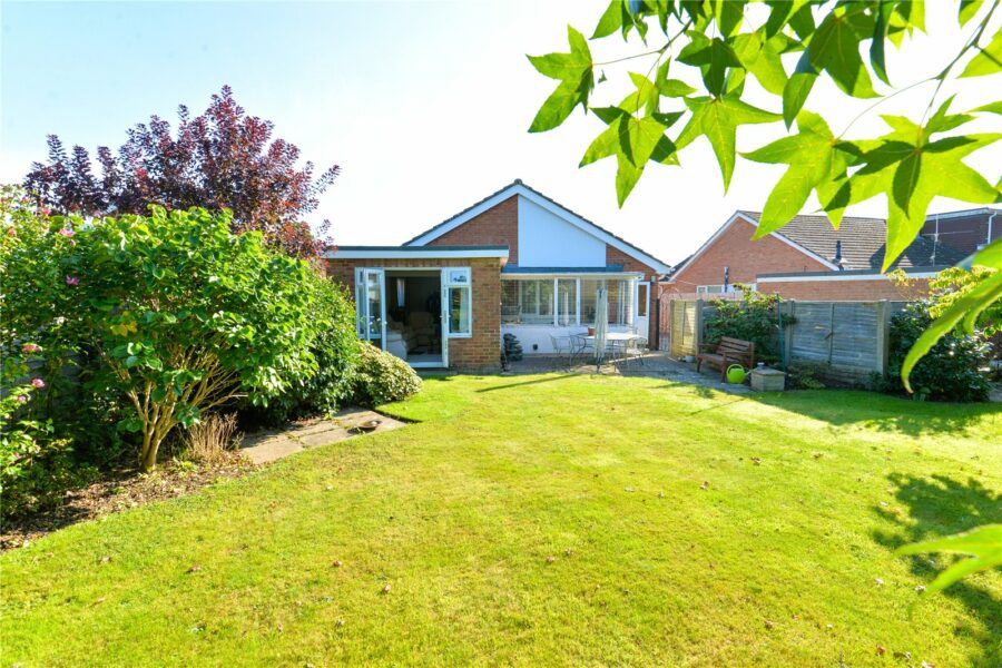 Pinewood Road, Hordle, Lymington, Hampshire, SO41 0GN