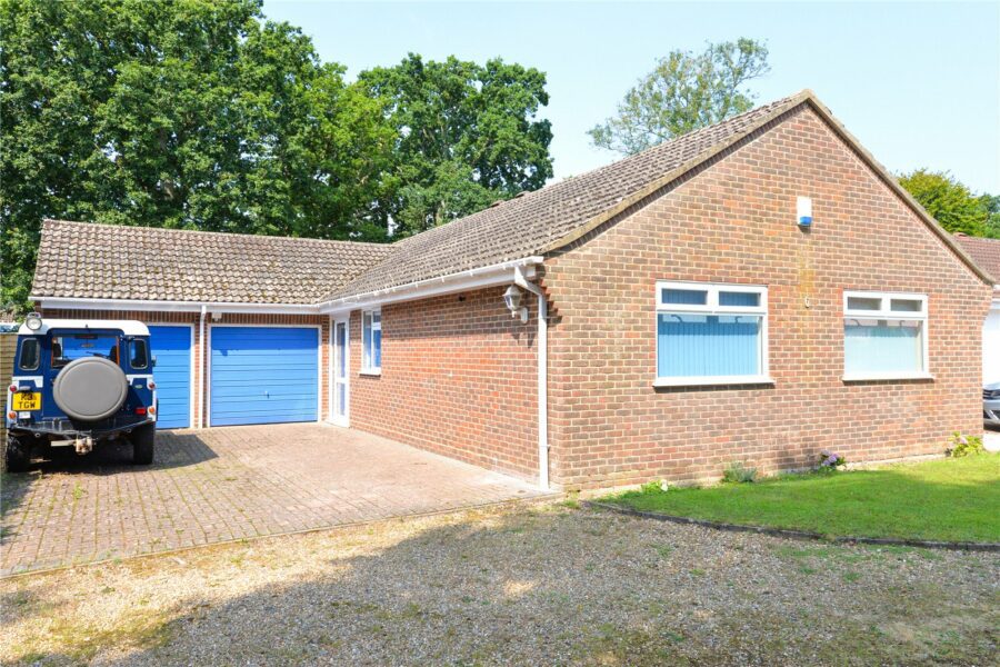 Spinney Way, New Milton, Hampshire, BH25 5DN