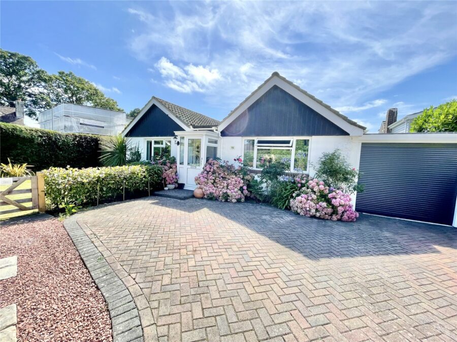 Amberwood Gardens, Walkford, Christchurch, Dorset, BH23 5RT